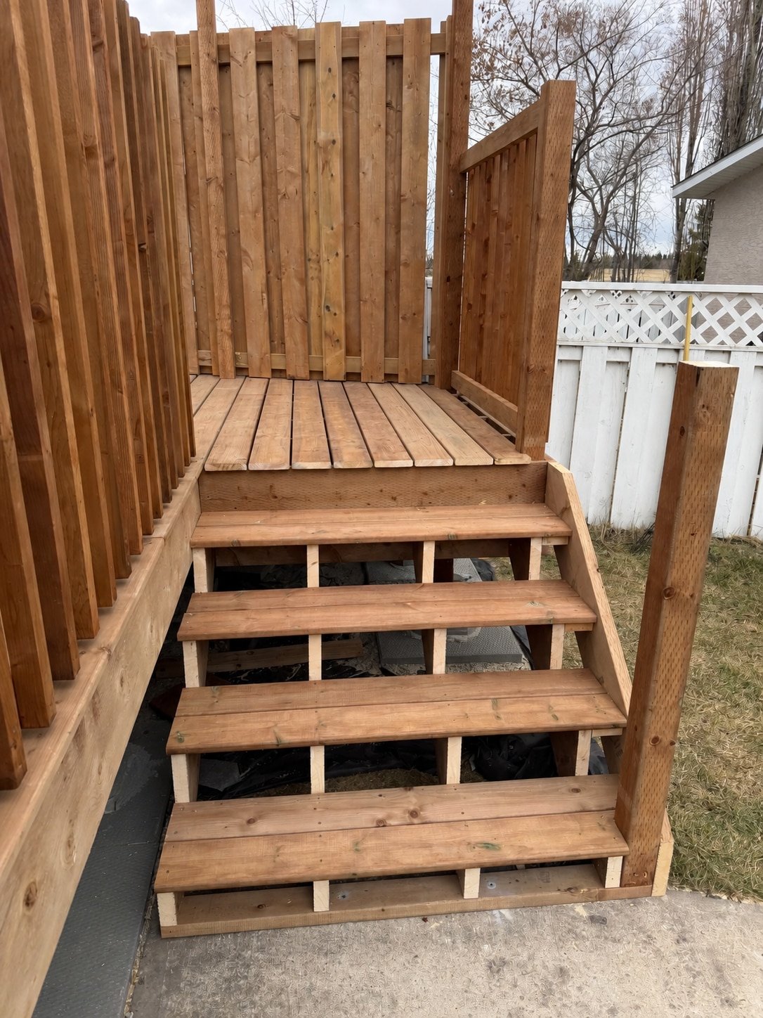 Wooden Deck & Privacy Screen — project view 8